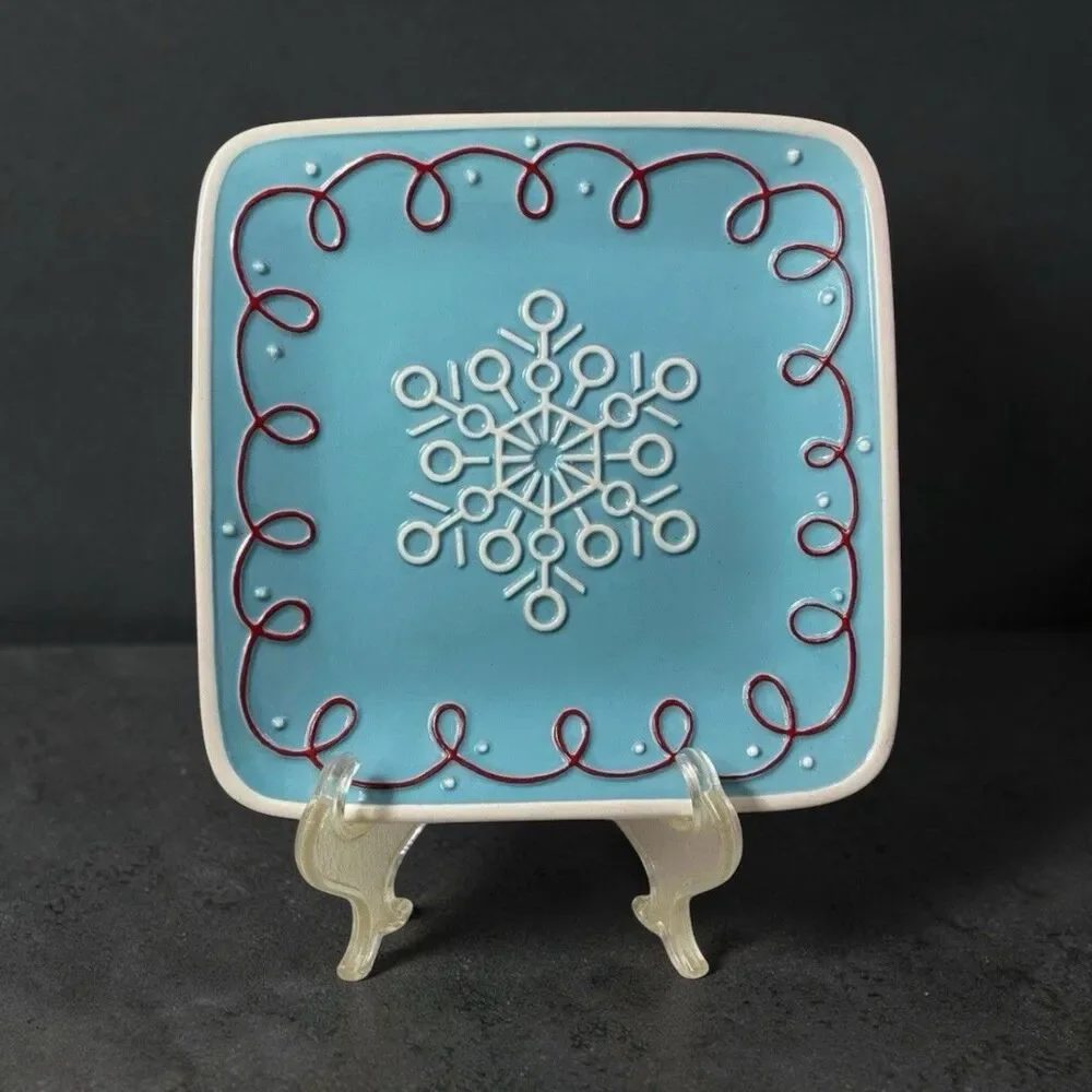 Hallmark Northpole Fun Snowflake Party Plate Blue Red Christmas Appetizer